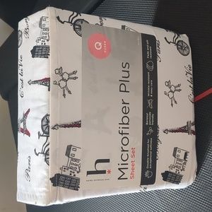 "Paris" Queen Microfiber Sheet Set -NEW-